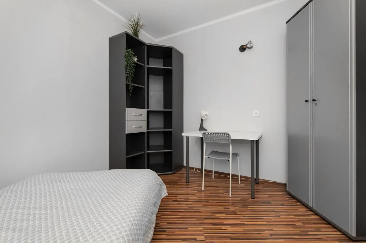 Konukevi Tjiraso Apartment Gdansk Polonya